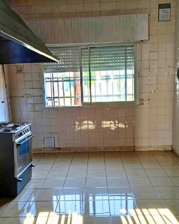 BUSTAMANTE 479 LOCAL COMERCIAL