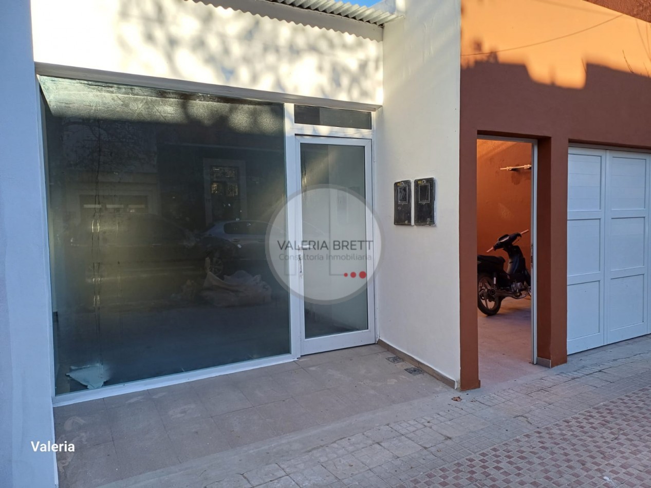 ECHEVERRIA 30
