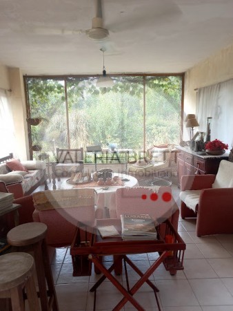 VENTA O PERMUTA . ESPECTACULAR PREDIO CON CASA