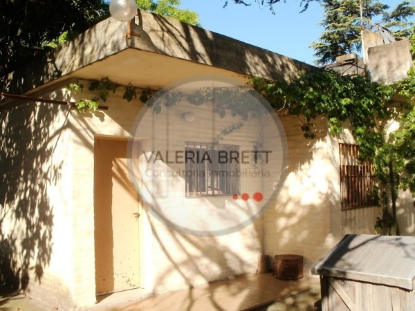 VENTA O PERMUTA . ESPECTACULAR PREDIO CON CASA