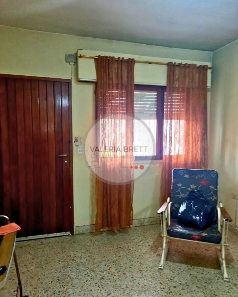 PARANA 499 ESQUINA ROCA