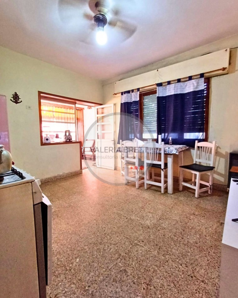 PARANA 499 ESQUINA ROCA