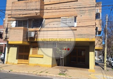 JUAN B JUSTO ESQUINA ALEM